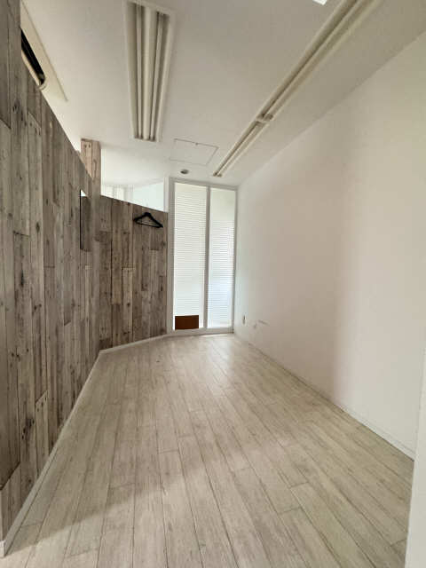 作業スペース　室内